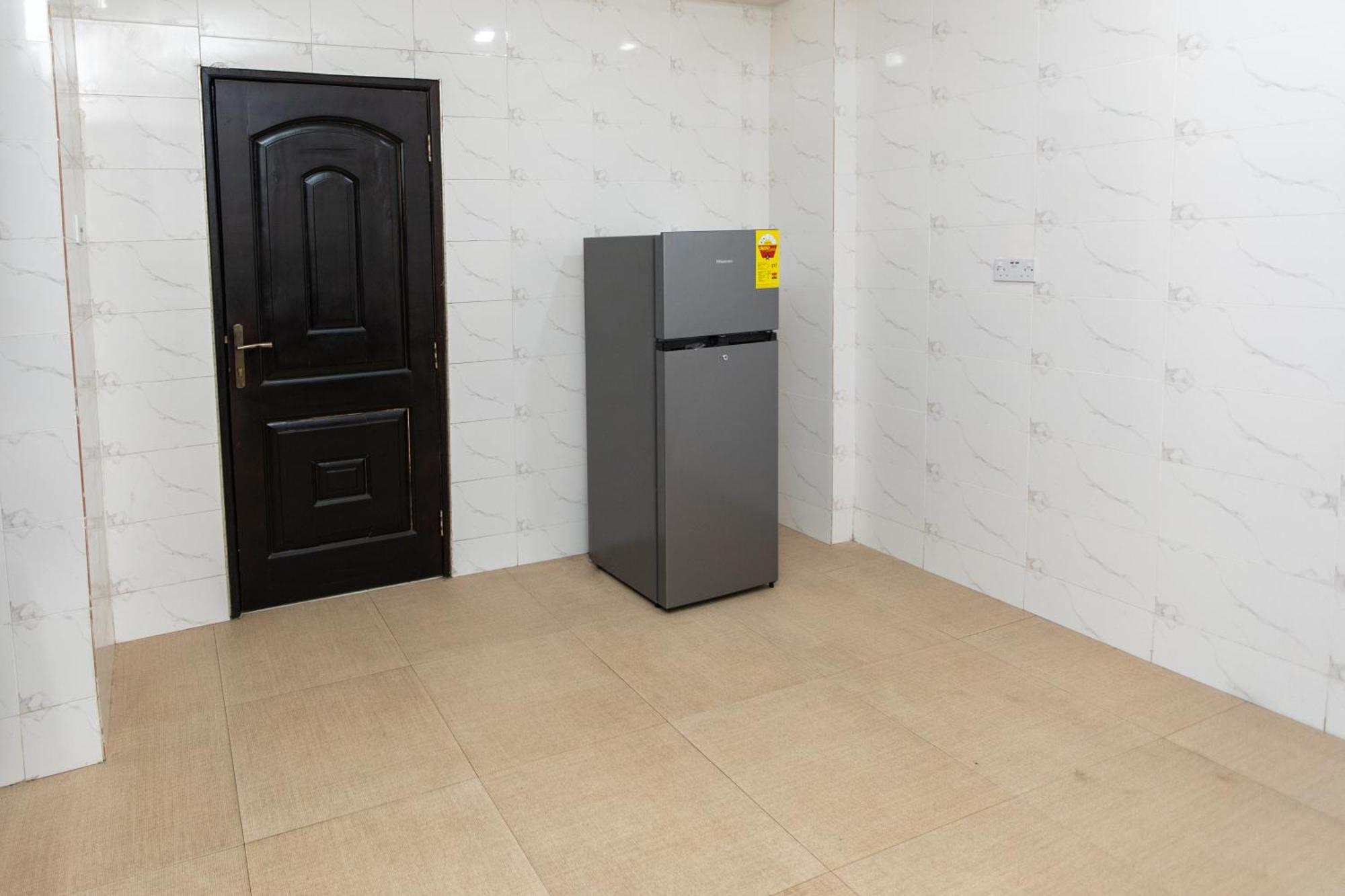 Washington Apartments - Just 25Mins Drive From The Airport Kwashieman Exterior photo
