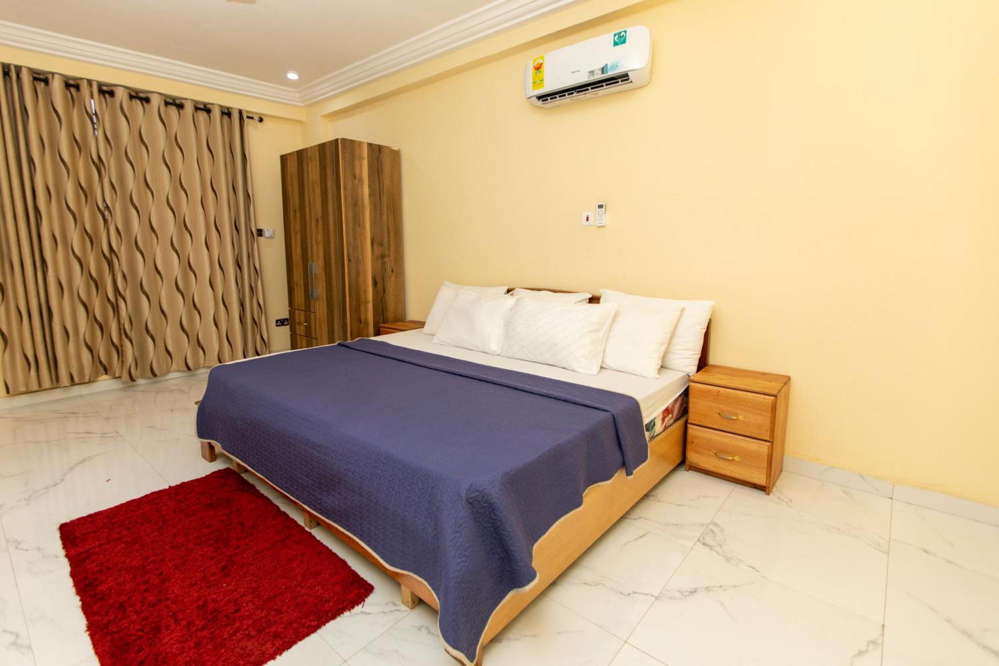 Washington Apartments - Just 25Mins Drive From The Airport Kwashieman Exterior photo